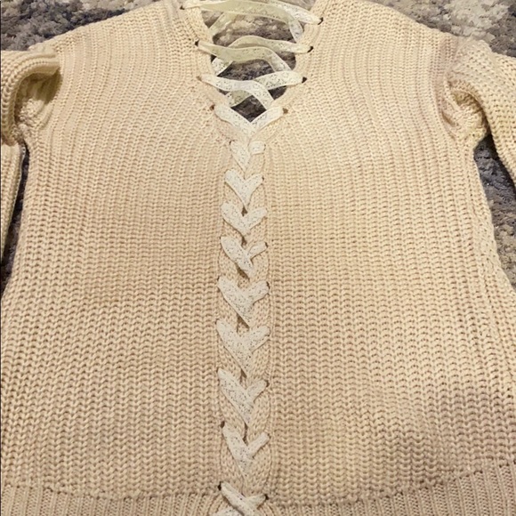 American Rag Sweater - Picture 2 of 3